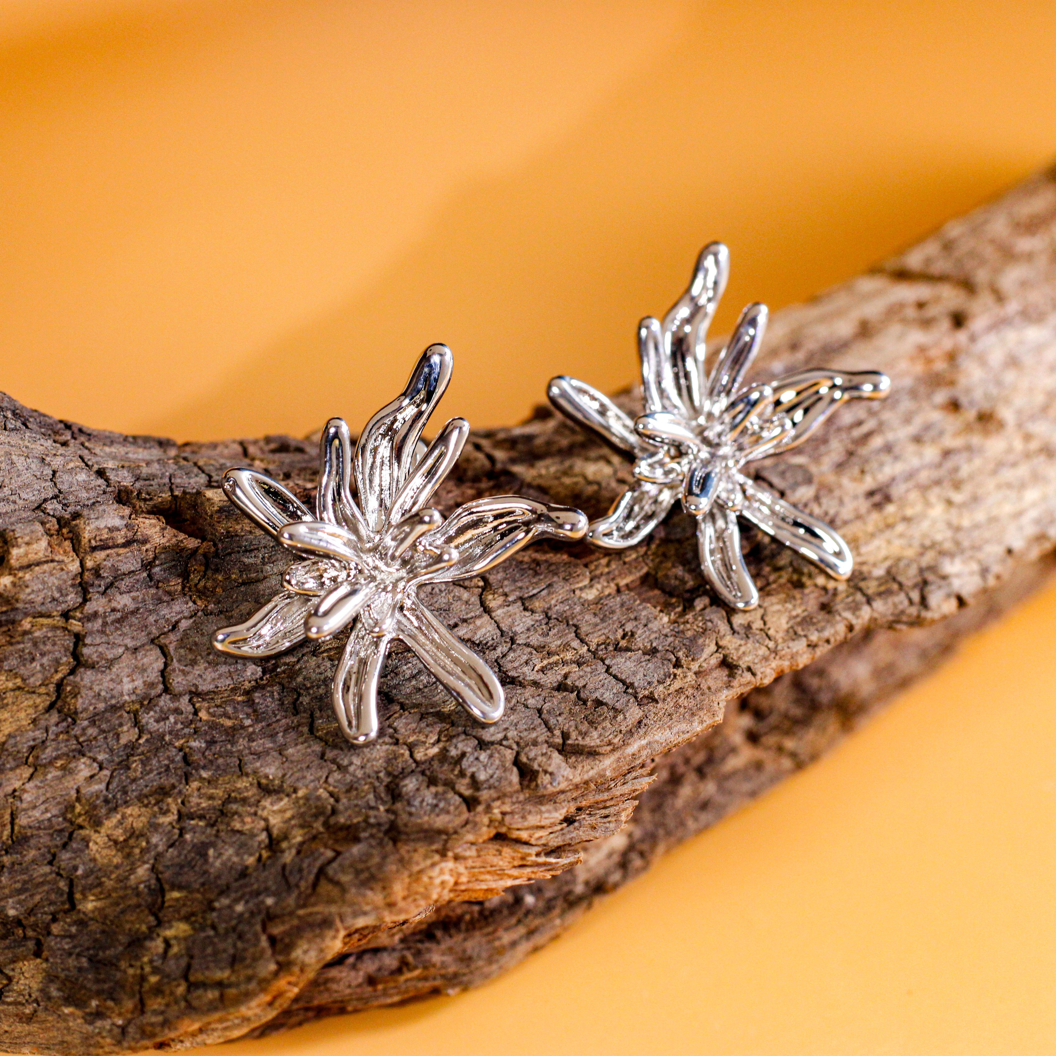 Collection of aretes para mujer in a gallery layout