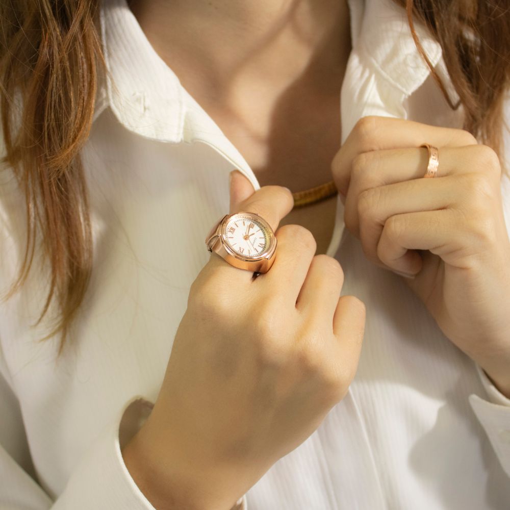 Collection of anillo reloj de oro rosa in a gallery layout