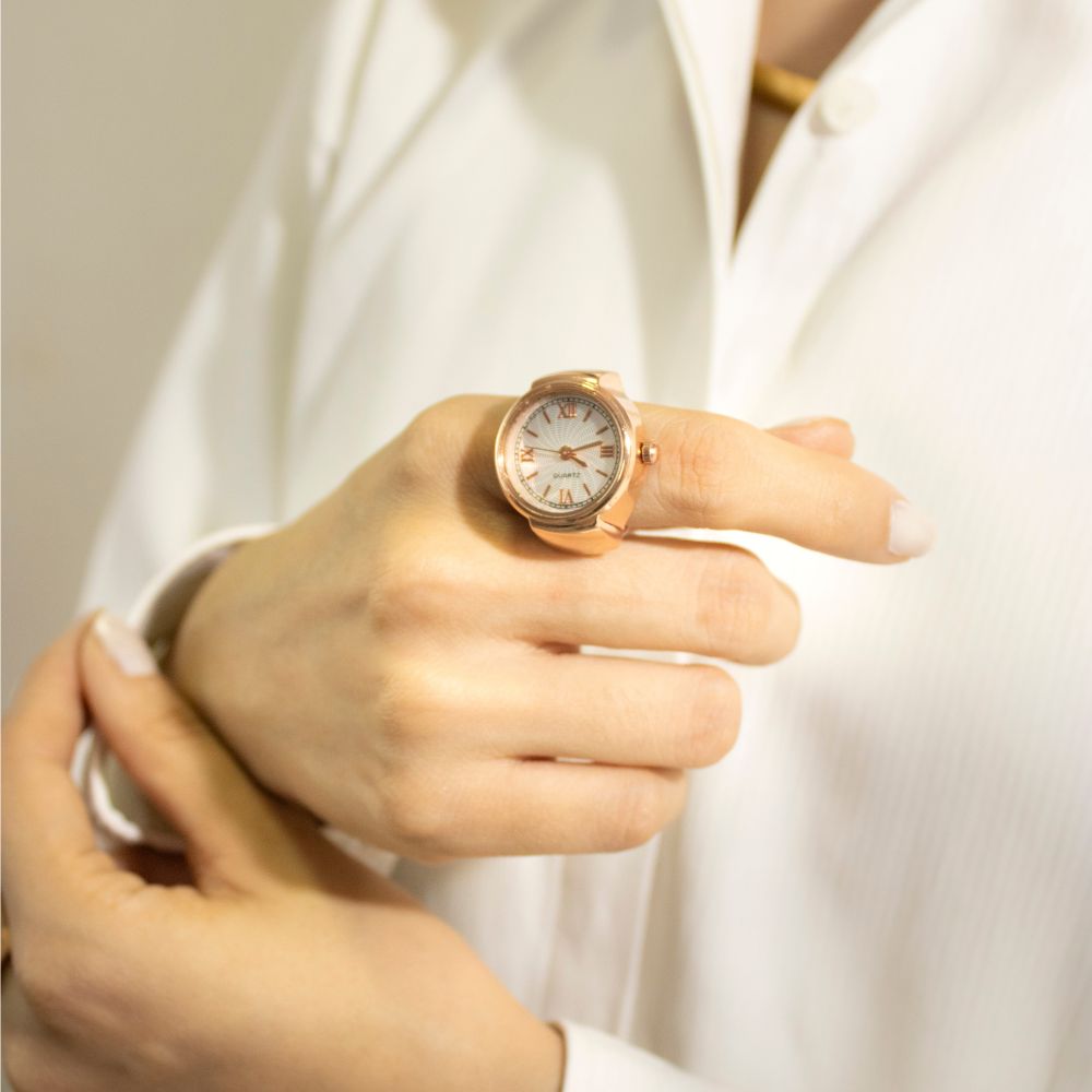 Collection of anillo reloj oro rosa in a gallery layout