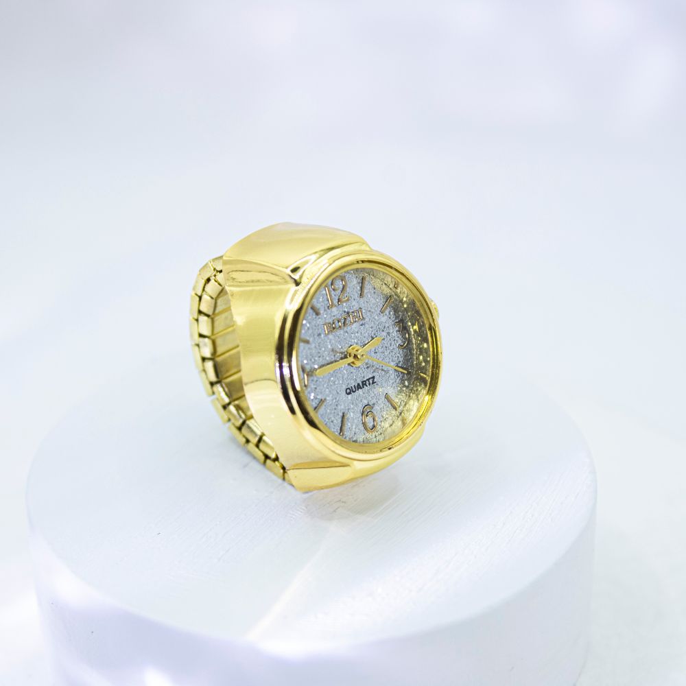 Collection of anillos de oro para mujer quartz in a gallery layout