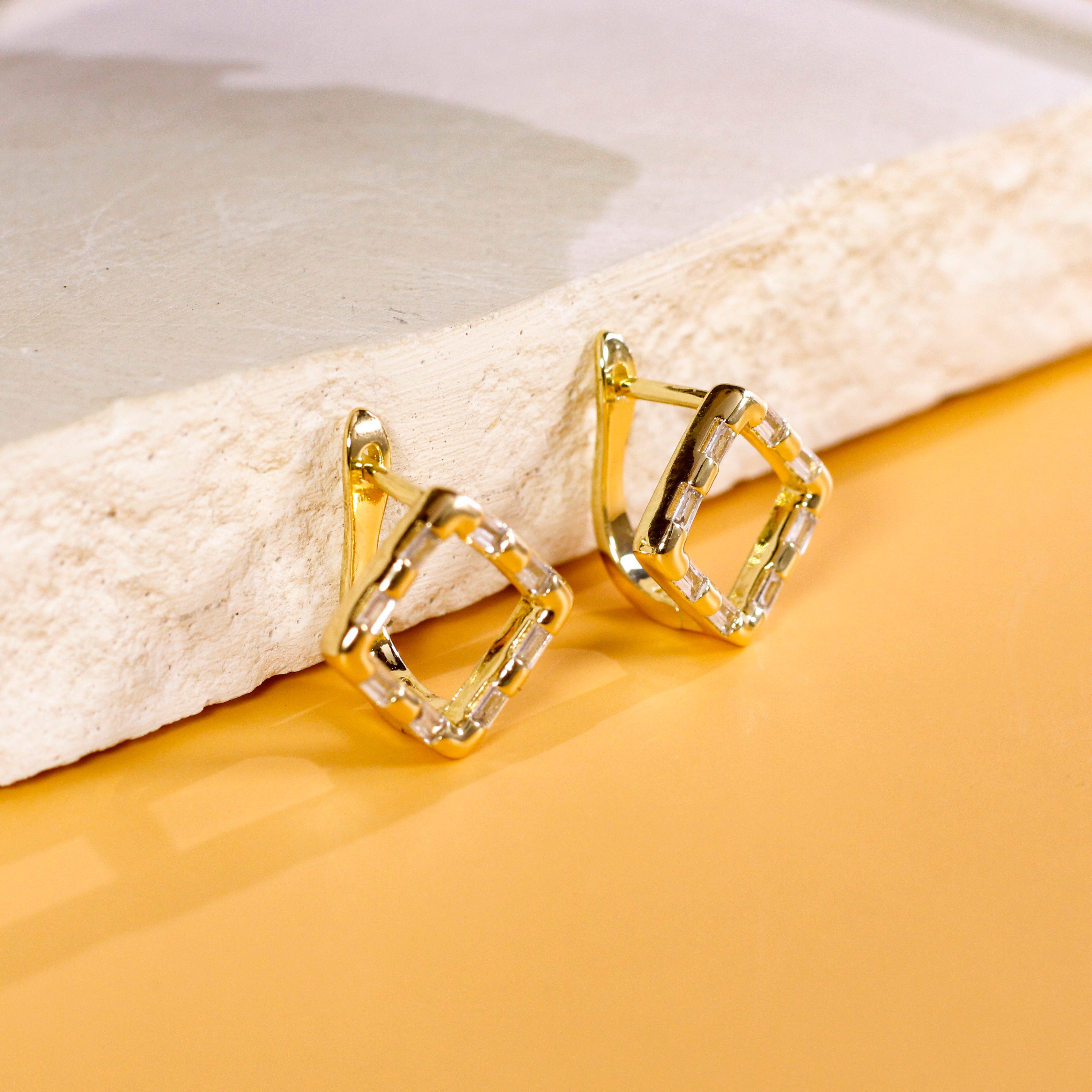 Collection of Baui Accesorios in a gallery layout
