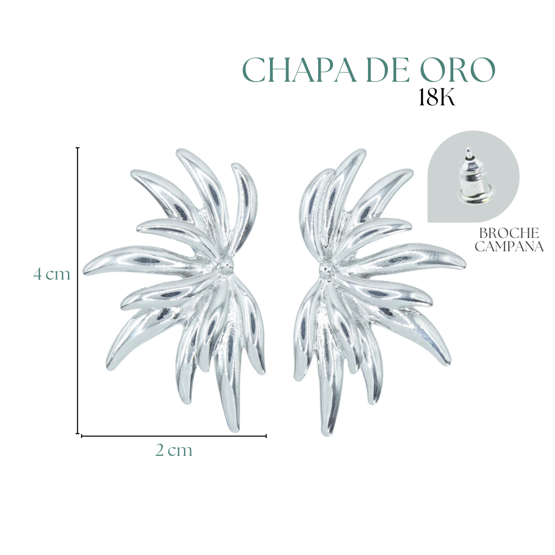 Collection of Aretes Flama Floral in a gallery layout