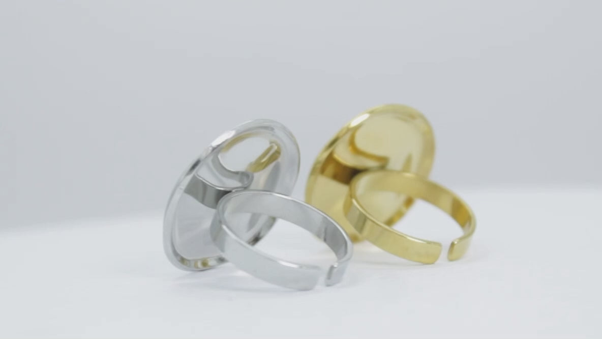 Collection of Anillo botón Plateado in a gallery layout