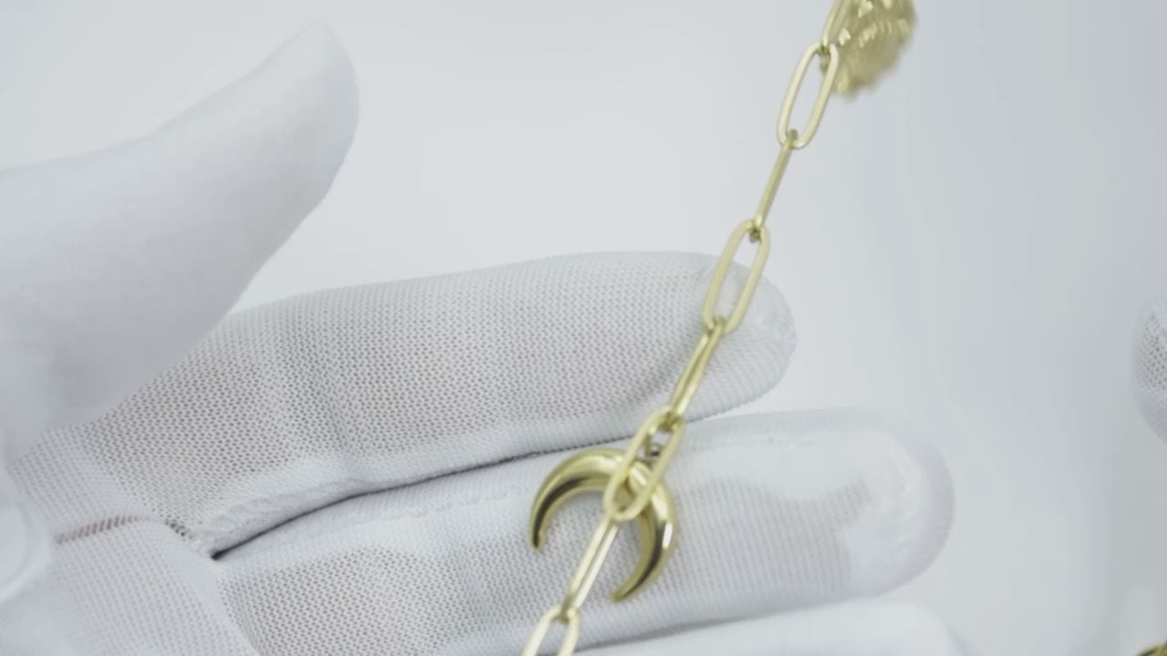 Collection of Cadena Dorada Sol y Corazón in a gallery layout